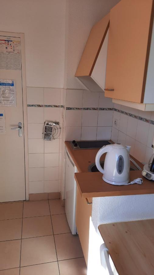 Climatise Odalys Nouvelle Box 5 G ,saint Loup,piscine ,parking Prive Et Superette Appartement Agde